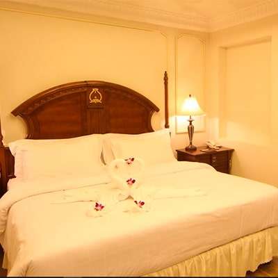 Hotel four season place pattaya