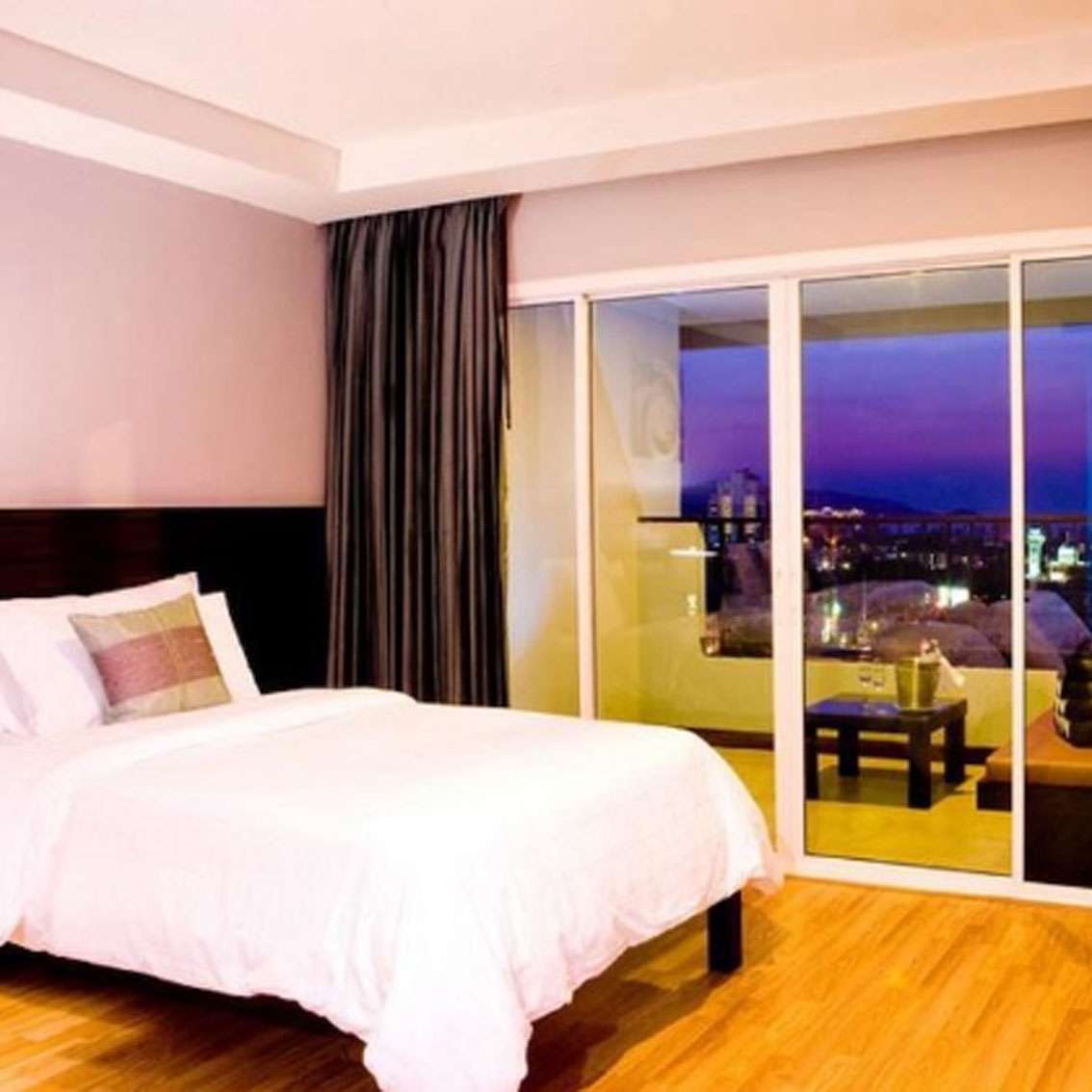 Hotel Casa Del M Patong Beach