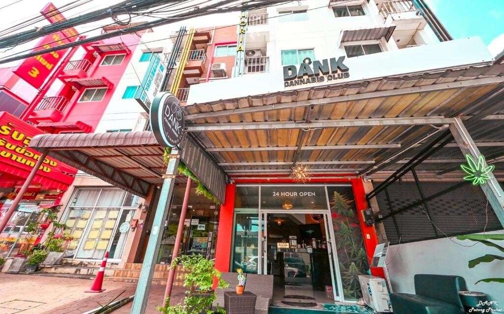 DANK Hotel 420 Friendly