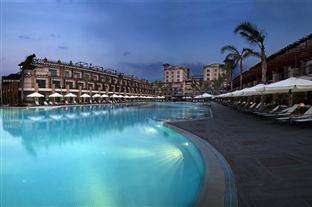 Cratos Premium Hotel