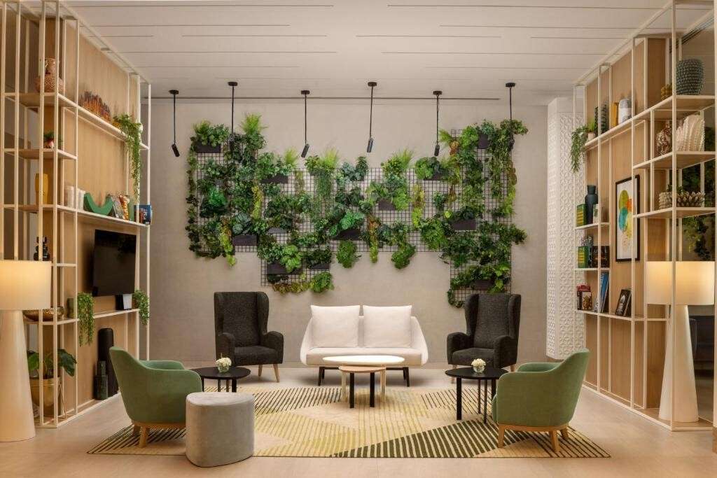 Holiday Inn Dubai Business Bay, an IHG Hotel