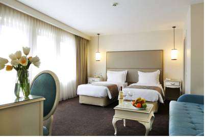 Taxim Town Hotel