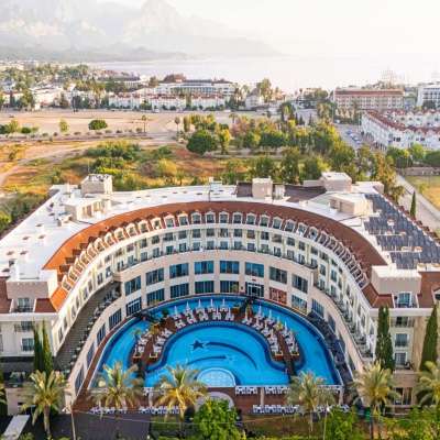 Meder Resort hotel