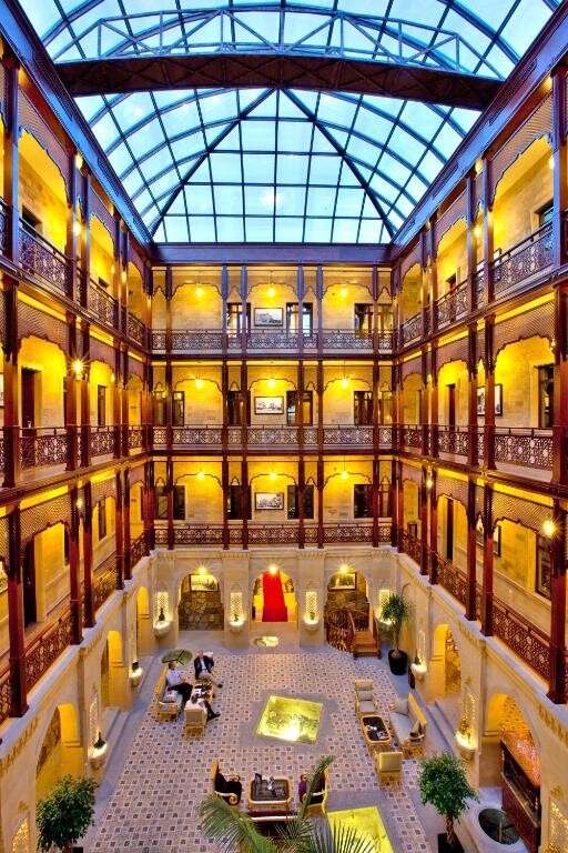 Shah Palace hotel