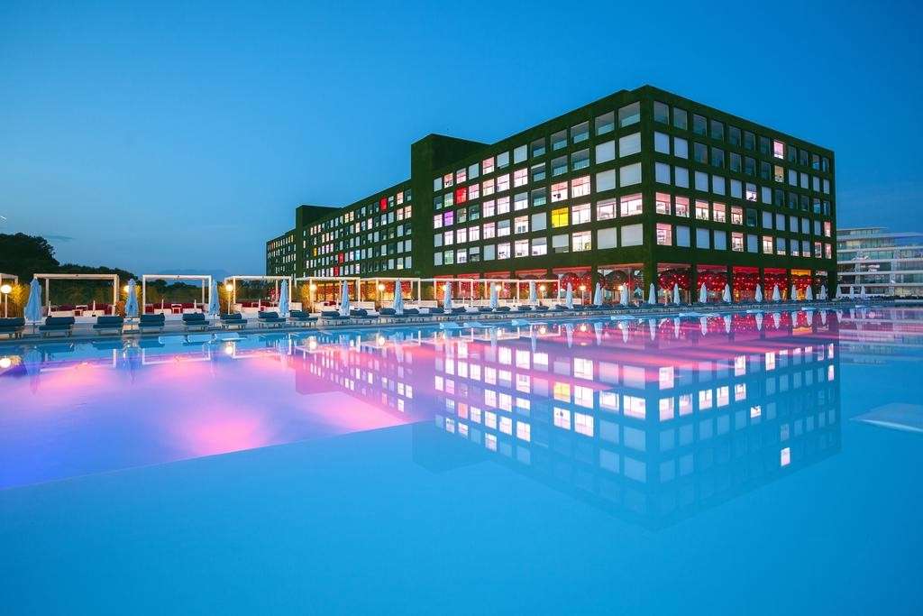Adam & Eve Hotel
