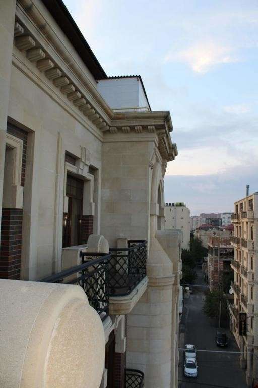 Capitol Hotel
