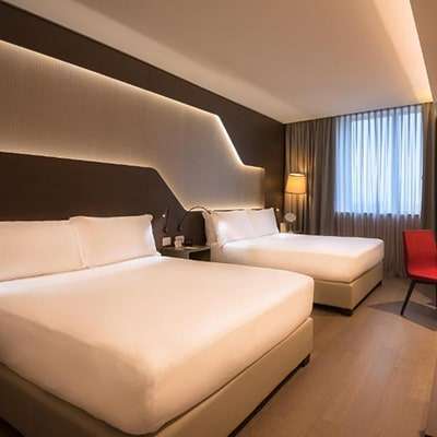 DOUBLE TREE BY HILTON CITY CENTER