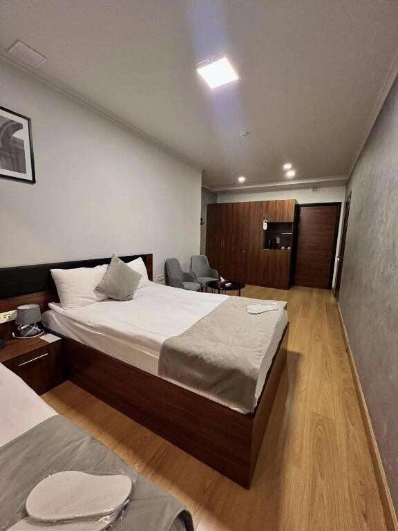Mashtots Hotel