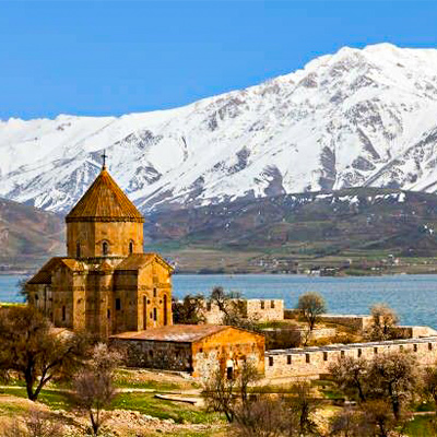 تور وان 4 شب با قطار